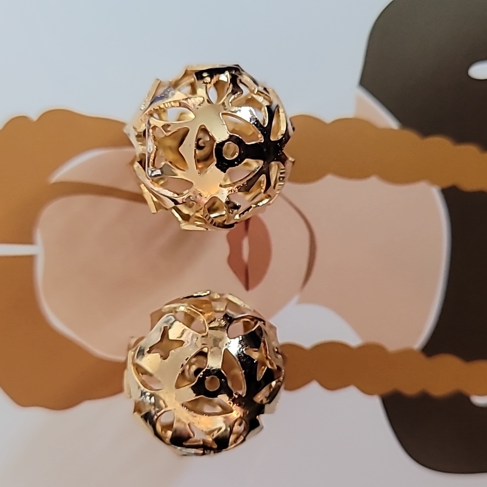 Muff Earrings